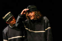 guipmin-gendarmes2.jpg (410559 octets)