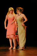 guipmin-sophie&mmepatachon1.jpg (374309 octets)